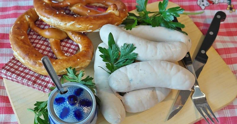 Feuilletés apéro à la saucisse et moutarde : la recette qui disparaît en 5 minutes